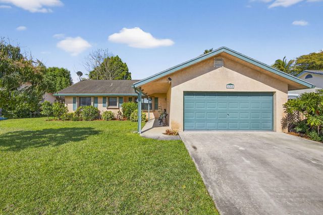 132 Parkwood Drive, Royal Palm Beach, FL 33411