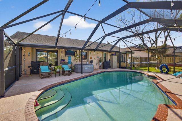 132 Parkwood Drive, Royal Palm Beach, FL 33411