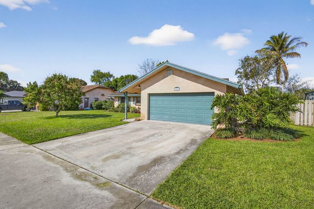 132 Parkwood Drive, Royal Palm Beach, FL 33411