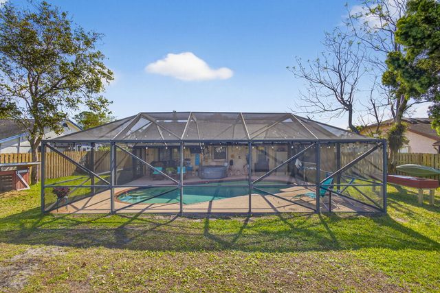 132 Parkwood Drive, Royal Palm Beach, FL 33411