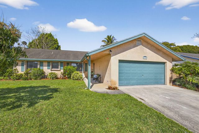 132 Parkwood Drive, Royal Palm Beach, FL 33411