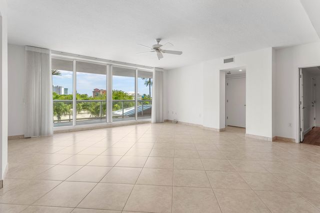 2051 SE 3rd Street 307, Deerfield Beach, FL 33441