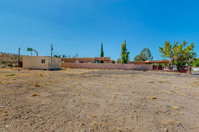 800 Avenida Cesar Chavez SE, Albuquerque, NM 87102