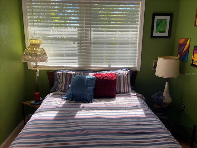 5706 17TH AVENUE S, Gulfport, FL 33707