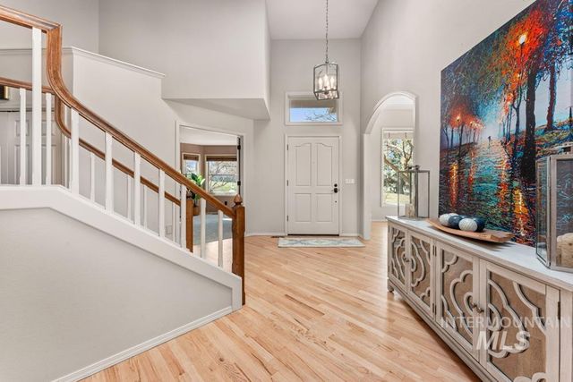 1865 E Sendero Ln, Boise, ID 83712