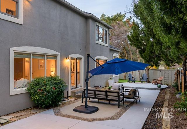 1865 E Sendero Ln, Boise, ID 83712