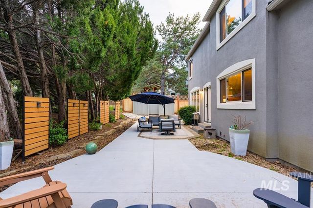 1865 E Sendero Ln, Boise, ID 83712