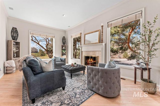 1865 E Sendero Ln, Boise, ID 83712