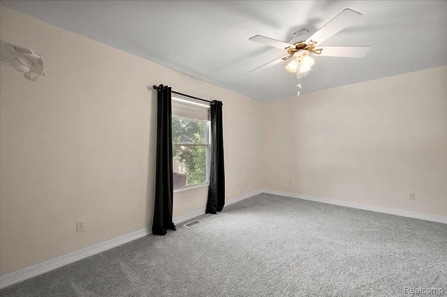 3422 Kilmer Drive, Troy, MI 48083