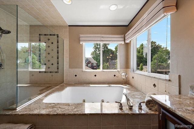 3422 Kilmer Drive, Troy, MI 48083