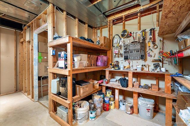 3422 Kilmer Drive, Troy, MI 48083