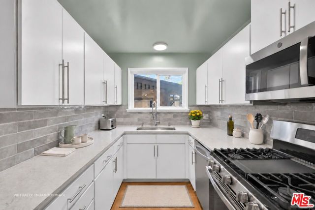 937 18th Street 2, Santa Monica, CA 90403