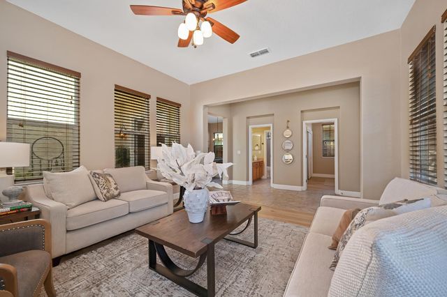 5408 Rowser Way, Elk Grove, CA 95757