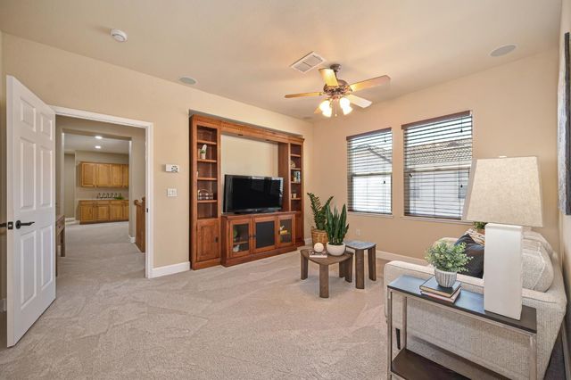 5408 Rowser Way, Elk Grove, CA 95757