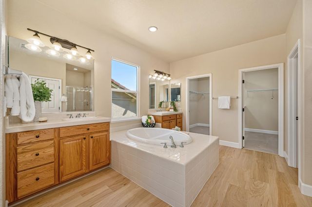 5408 Rowser Way, Elk Grove, CA 95757