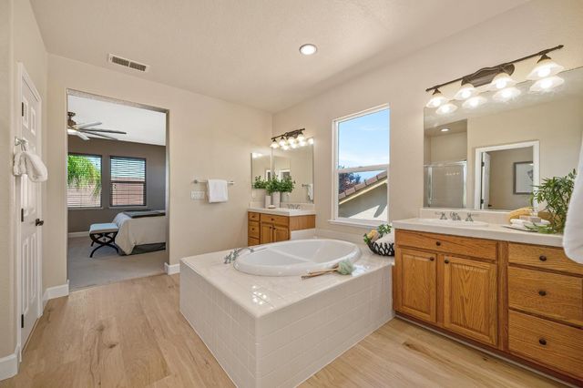 5408 Rowser Way, Elk Grove, CA 95757