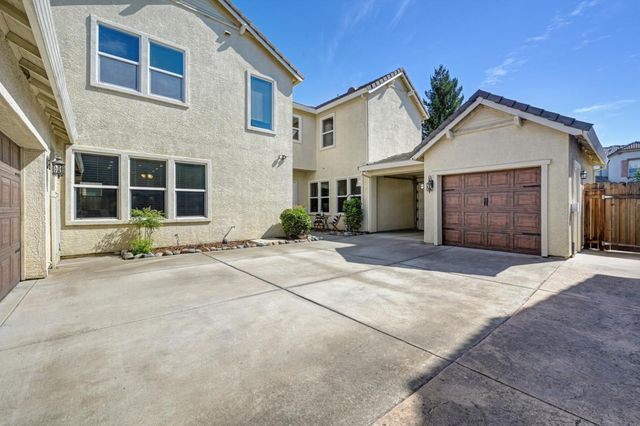 5408 Rowser Way, Elk Grove, CA 95757
