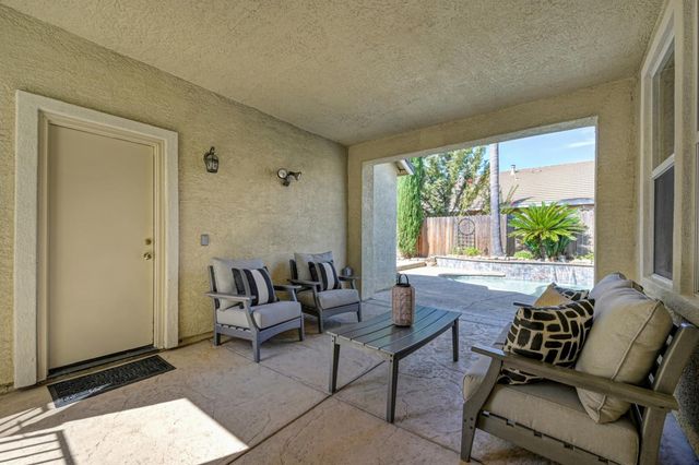 5408 Rowser Way, Elk Grove, CA 95757