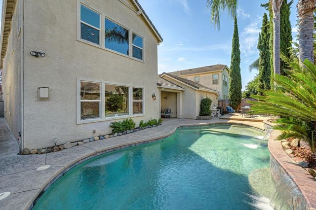 5408 Rowser Way, Elk Grove, CA 95757