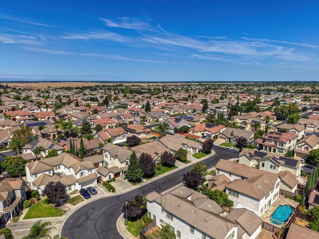 5408 Rowser Way, Elk Grove, CA 95757