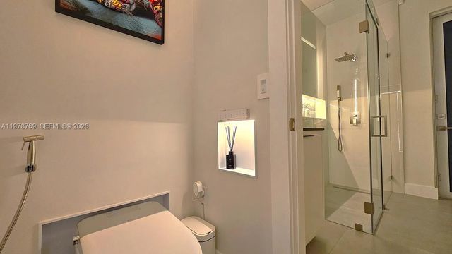 17070 SW 91st St, Miami, FL 33196