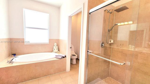 17070 SW 91st St, Miami, FL 33196