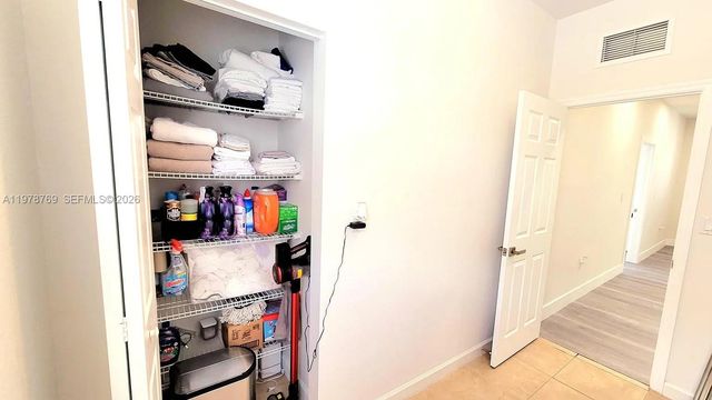 17070 SW 91st St, Miami, FL 33196