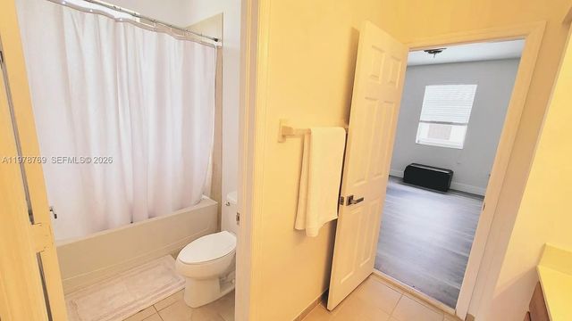 17070 SW 91st St, Miami, FL 33196