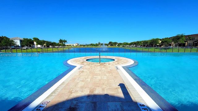 17070 SW 91st St, Miami, FL 33196