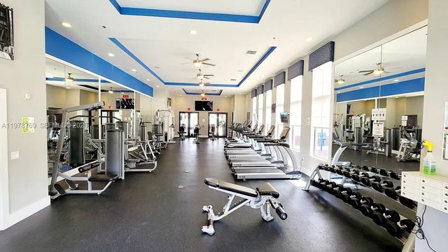 17070 SW 91st St, Miami, FL 33196