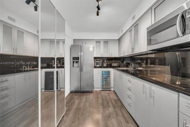 6770 Indian Creek Drive 15F, Miami Beach, FL 33141