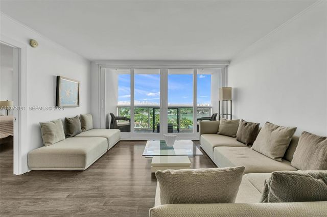 6770 Indian Creek Drive 15F, Miami Beach, FL 33141