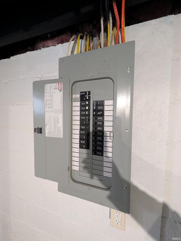 2716 Roosevelt Avenue, Elkhart, IN 46517