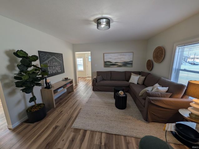 2716 Roosevelt Avenue, Elkhart, IN 46517