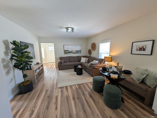 2716 Roosevelt Avenue, Elkhart, IN 46517