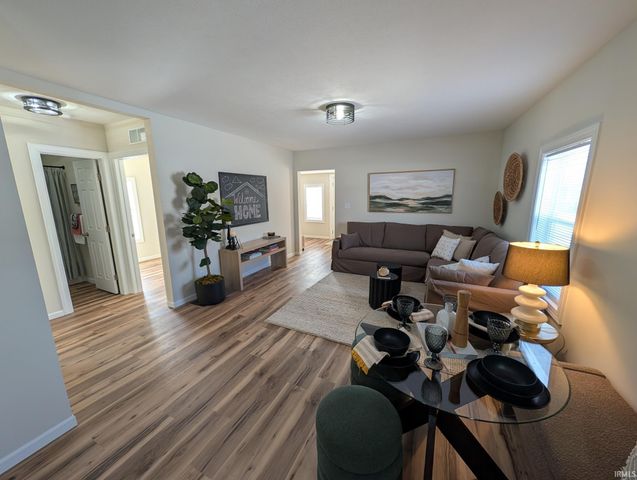 2716 Roosevelt Avenue, Elkhart, IN 46517