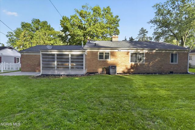 2801 Wicklow Road, Toledo, OH 43606