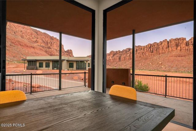 784 N Sanctuary Place, Ivins, UT 84738