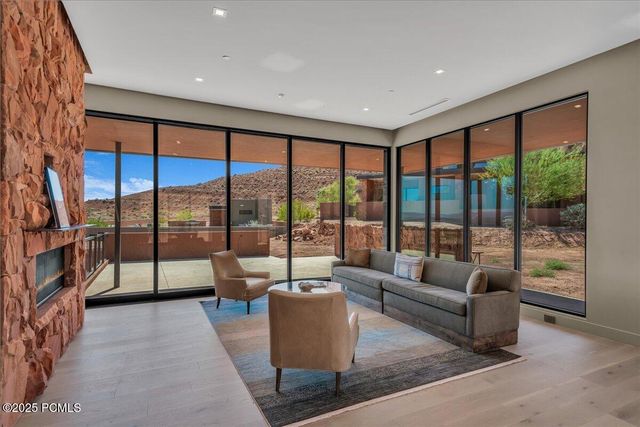 784 N Sanctuary Place, Ivins, UT 84738