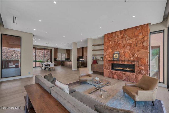 784 N Sanctuary Place, Ivins, UT 84738