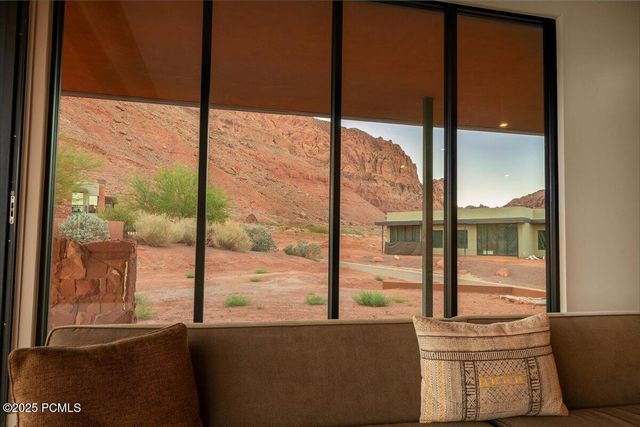 784 N Sanctuary Place, Ivins, UT 84738