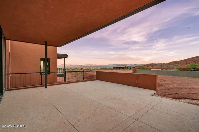 784 N Sanctuary Place, Ivins, UT 84738