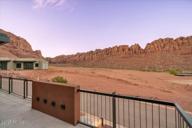 784 N Sanctuary Place, Ivins, UT 84738