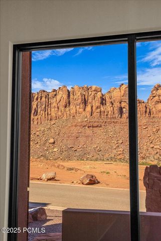 784 N Sanctuary Place, Ivins, UT 84738