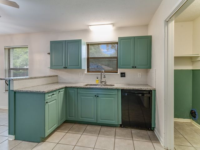 3100 Louis Avenue, Corsicana, TX 75110