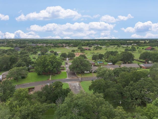 3100 Louis Avenue, Corsicana, TX 75110