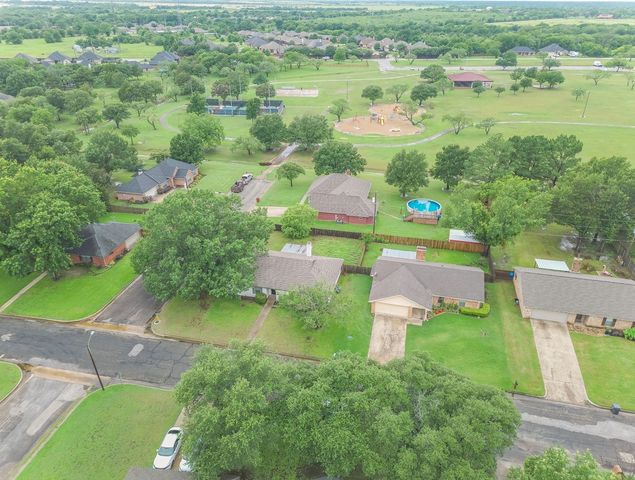 3100 Louis Avenue, Corsicana, TX 75110