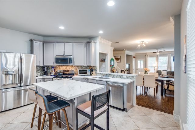2328 Throckmorton Street, Dallas, TX 75219