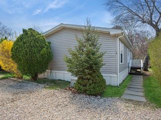 337 Three Mile Harbo 10, East Hampton, NY 11937