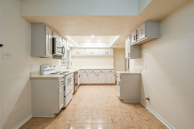 26 Yewleaf Road, The Woodlands, TX 77381